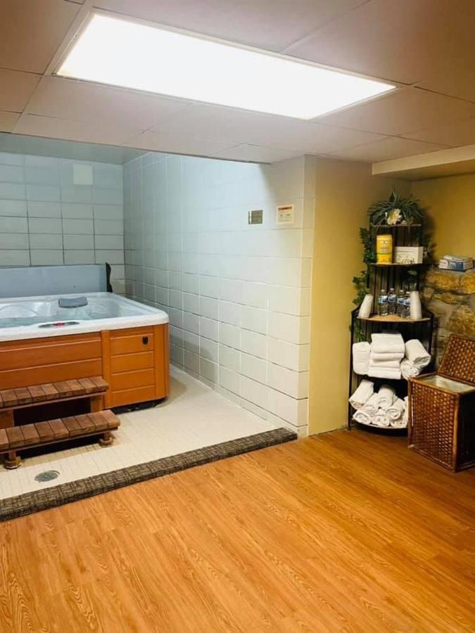 טופיקה Senate Suites Extended Stay Hotel מראה חיצוני תמונה